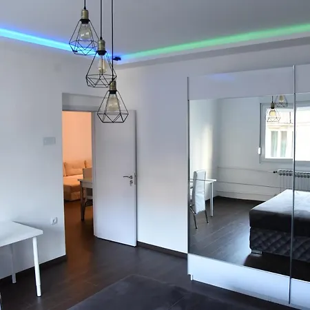Lux Flat Center Apartman Belgrade